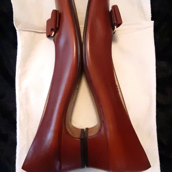 SALVATORE FERRAGAMO PUMPS 👠 - Picture 7 of 13